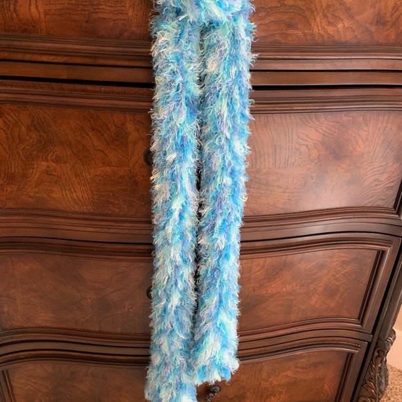 Scarf - Picture 2 of 2